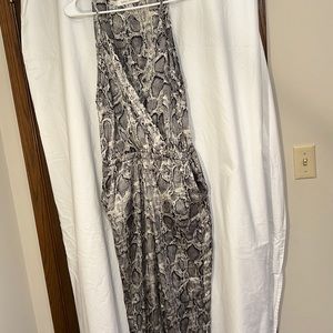 Bishop + Young V Neck Jumpsuit Size L